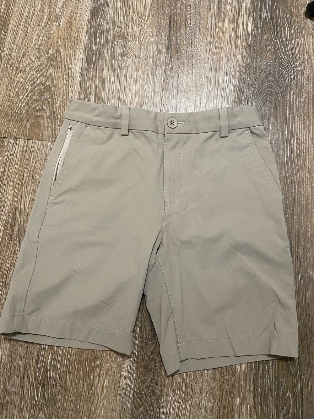 Vineyard Vines Men's Flat Front Performance Shorts - Taupe